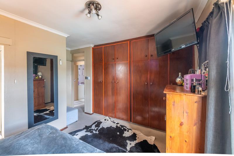 3 Bedroom Property for Sale in Brandwag Western Cape